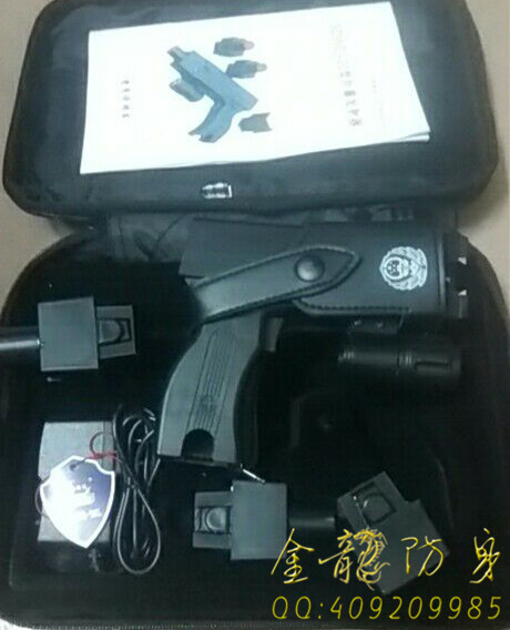 女子戶外辣椒水噴霧器有什么